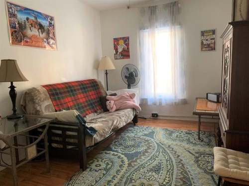 1223 13 Avenue Sw, Calgary, AB - Indoor