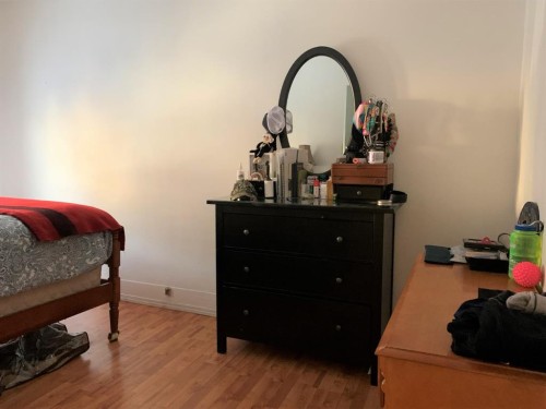 1223 13 Avenue Sw, Calgary, AB - Indoor Photo Showing Bedroom