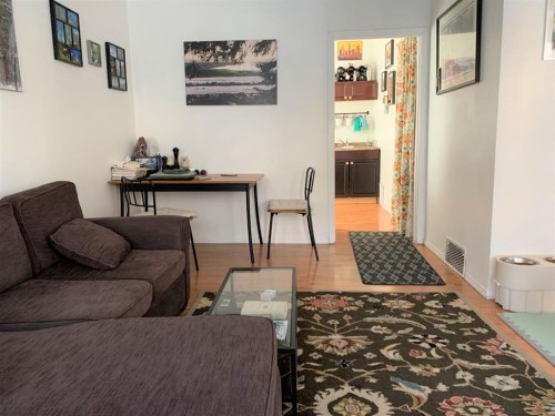 1223 13 Avenue Sw, Calgary, AB - Indoor Photo Showing Living Room
