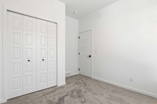 355 Herron Landing Ne, Calgary, AB - Indoor Photo Showing Other Room