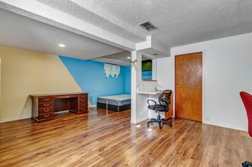 48 Martingrove Way Ne, Calgary, AB - Indoor