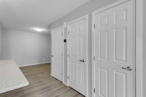 1383 148 Avenue Nw, Calgary, AB - Indoor Photo Showing Other Room