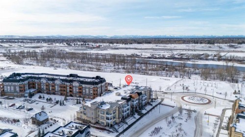210-38 Quarry Gate Se, Calgary, AB 
