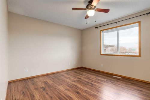 8 Canoe Circle Sw, Airdrie, AB - Indoor Photo Showing Other Room