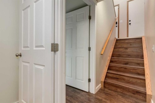 8 Canoe Circle Sw, Airdrie, AB - Indoor Photo Showing Other Room