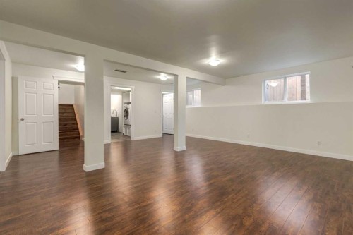 8 Canoe Circle Sw, Airdrie, AB - Indoor Photo Showing Other Room