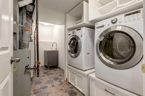 8 Canoe Circle Sw, Airdrie, AB - Indoor Photo Showing Laundry Room