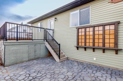 8 Canoe Circle Sw, Airdrie, AB - Outdoor With Deck Patio Veranda With Exterior