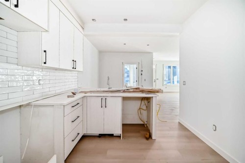1971 Mccaskill Drive, Crossfield, AB - Indoor Photo Showing Kitchen