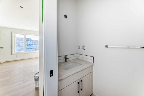 1971 Mccaskill Drive, Crossfield, AB - Indoor