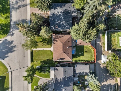 2220 38 Street Sw, Calgary, AB - Outdoor With View