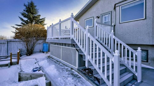 78 Athabasca Crescent, Crossfield, AB - Outdoor With Exterior