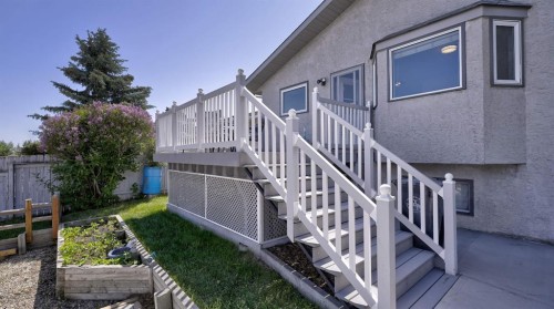 78 Athabasca Crescent, Crossfield, AB - Outdoor With Exterior