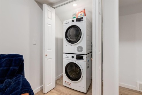 13 Bow Ridge Link, Cochrane, AB - Indoor Photo Showing Laundry Room