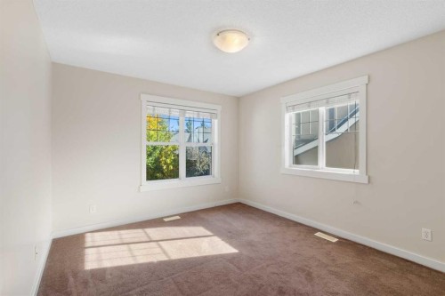 139 Coopers Hill Sw, Airdrie, AB - Indoor Photo Showing Other Room