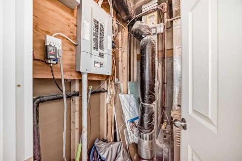 14 Dover Mews Se, Calgary, AB - Indoor