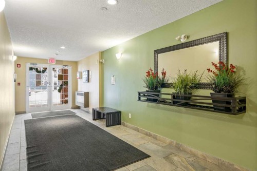 2312-279 Copperpond Common Se, Calgary, AB - Indoor Photo Showing Other Room