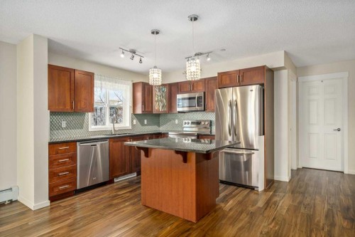 2312-279 Copperpond Common Se, Calgary, AB - Indoor Photo Showing Kitchen