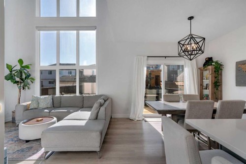 20 Edith Crescent Nw, Calgary, AB - Indoor