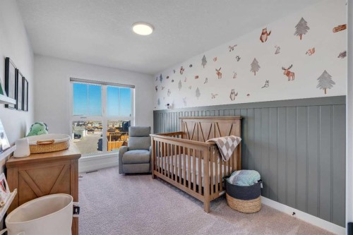 20 Edith Crescent Nw, Calgary, AB - Indoor Photo Showing Bedroom