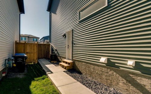 20 Edith Crescent Nw, Calgary, AB - Outdoor With Exterior