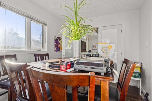 2812-2816 24 Street Nw, Calgary, AB - Indoor Photo Showing Dining Room