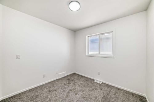 99 Saddlecrest Way Ne, Calgary, AB - Indoor Photo Showing Other Room