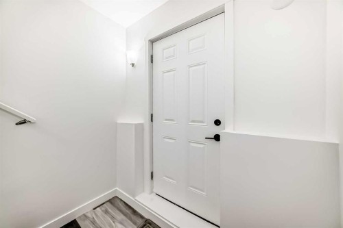 99 Saddlecrest Way Ne, Calgary, AB - Indoor Photo Showing Other Room