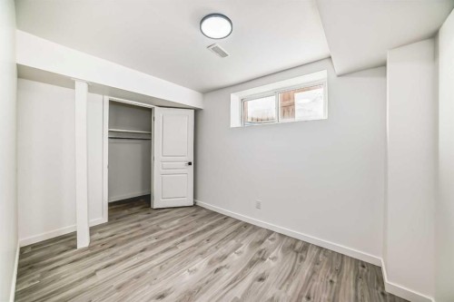 99 Saddlecrest Way Ne, Calgary, AB - Indoor Photo Showing Other Room