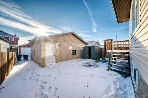 99 Saddlecrest Way Ne, Calgary, AB - Outdoor With Exterior