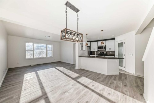 99 Saddlecrest Way Ne, Calgary, AB - Indoor Photo Showing Other Room