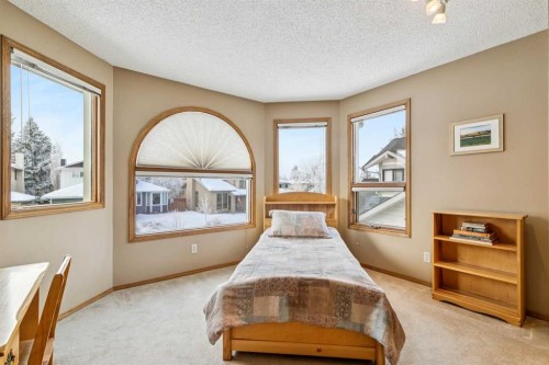 75 Shawnee Crescent, Calgary, AB - Indoor