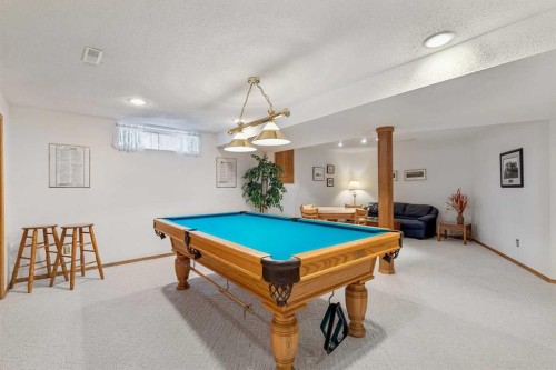 75 Shawnee Crescent, Calgary, AB - Indoor Photo Showing Other Room