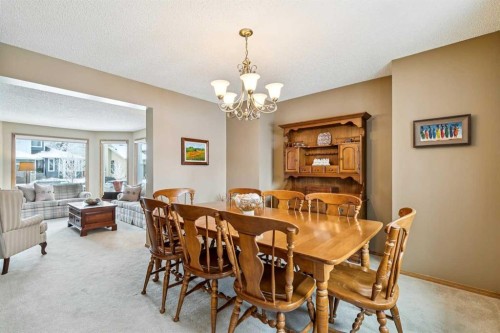 75 Shawnee Crescent, Calgary, AB - Indoor Photo Showing Dining Room