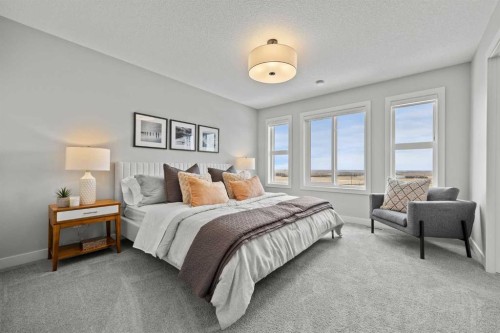 17 Tillotson Downs, Okotoks, AB - Indoor Photo Showing Bedroom