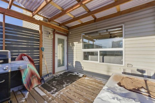 325 Bayside Place Sw, Airdrie, AB - Outdoor With Deck Patio Veranda With Exterior