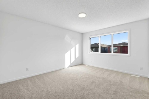 20 Corner Glen Green Ne, Calgary, AB - Indoor Photo Showing Other Room