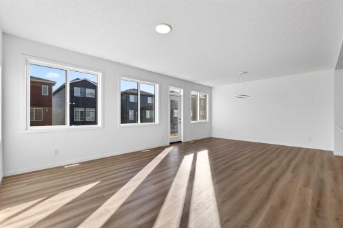 20 Corner Glen Green Ne, Calgary, AB - Indoor Photo Showing Other Room