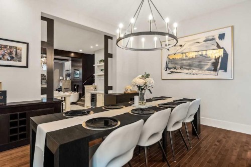 19 Sienna Ridge Bay Sw, Calgary, AB - Indoor Photo Showing Dining Room