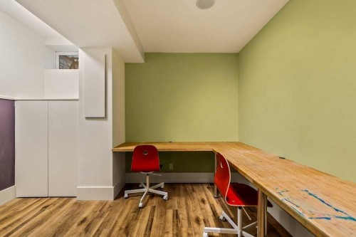 19 Sienna Ridge Bay Sw, Calgary, AB - Indoor