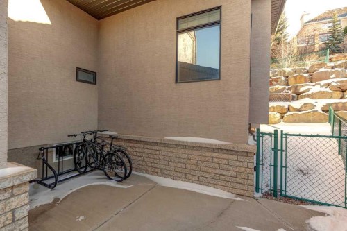 19 Sienna Ridge Bay Sw, Calgary, AB - Outdoor With Exterior