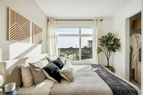 171 Dieppe Drive Sw, Calgary, AB - Indoor Photo Showing Bedroom