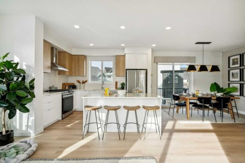 171 Dieppe Drive Sw, Calgary, AB - Indoor Photo Showing Kitchen