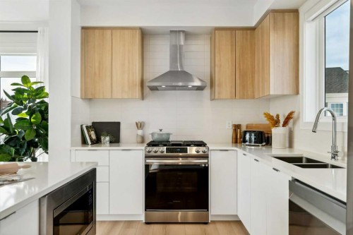 171 Dieppe Drive Sw, Calgary, AB - Indoor Photo Showing Kitchen With Double Sink With Upgraded Kitchen
