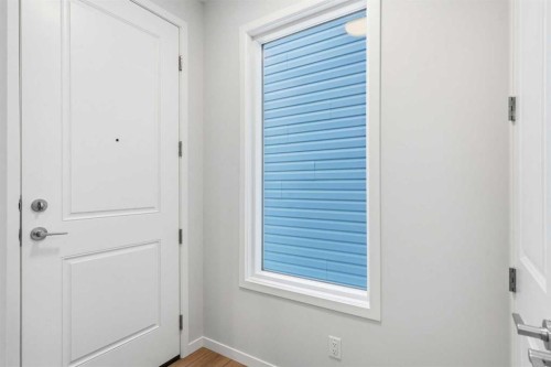 19815 44 Street Se, Calgary, AB - Indoor Photo Showing Other Room