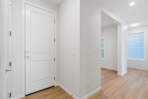 19815 44 Street Se, Calgary, AB - Indoor Photo Showing Other Room