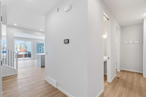 19815 44 Street Se, Calgary, AB - Indoor Photo Showing Other Room