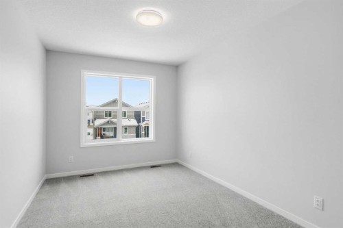 19815 44 Street Se, Calgary, AB - Indoor Photo Showing Other Room