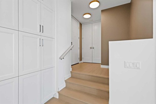 102-140 Marina Cove Se, Calgary, AB - Indoor Photo Showing Other Room