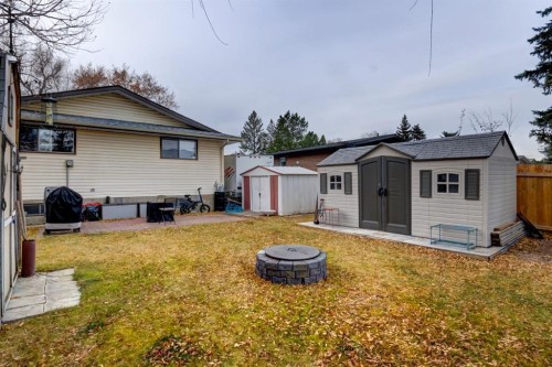 628 Cantrell Drive Sw, Calgary, AB - Outdoor With Exterior